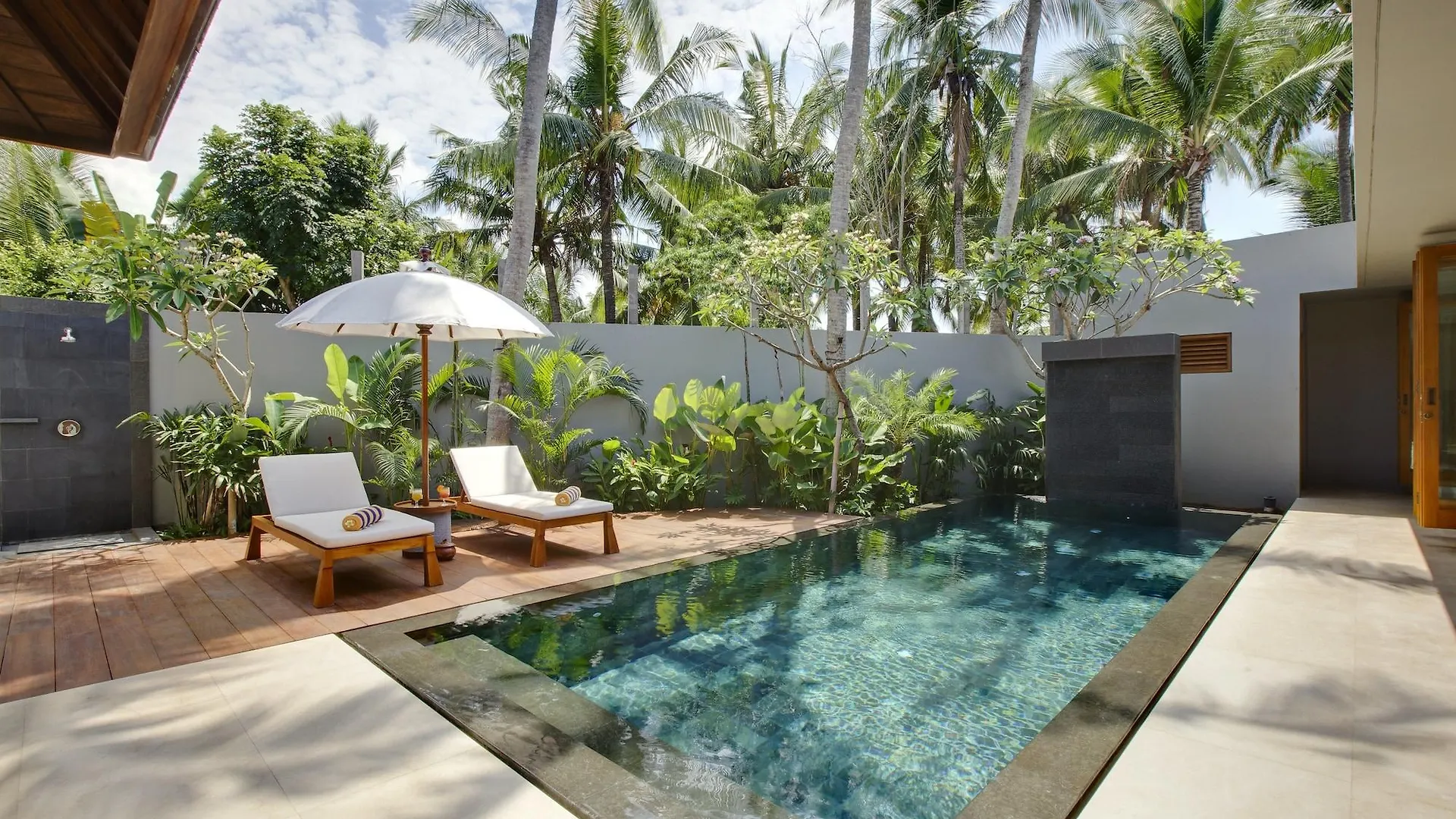 Koenokoeni Villa Seminyak  0*, Seminyak (Bali)