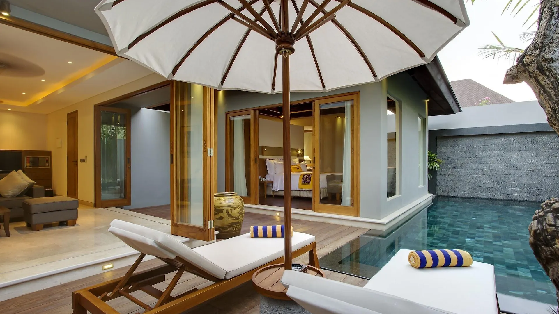 Koenokoeni Villa Seminyak  0*, Seminyak (Bali)
