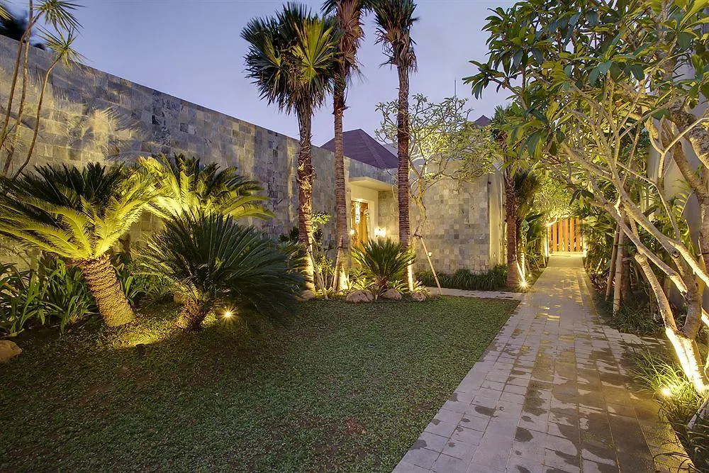 Koenokoeni Villa Seminyak