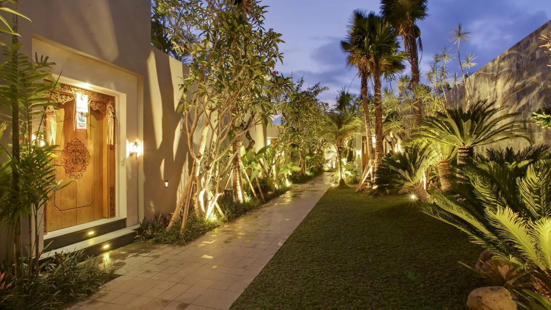 Koenokoeni Villa Seminyak  Seminyak (Bali)