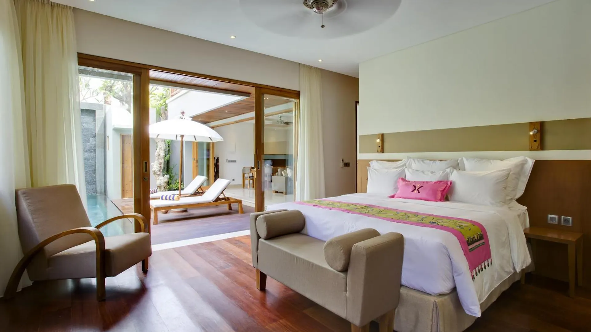 Koenokoeni Villa Seminyak  0*, Seminyak (Bali)