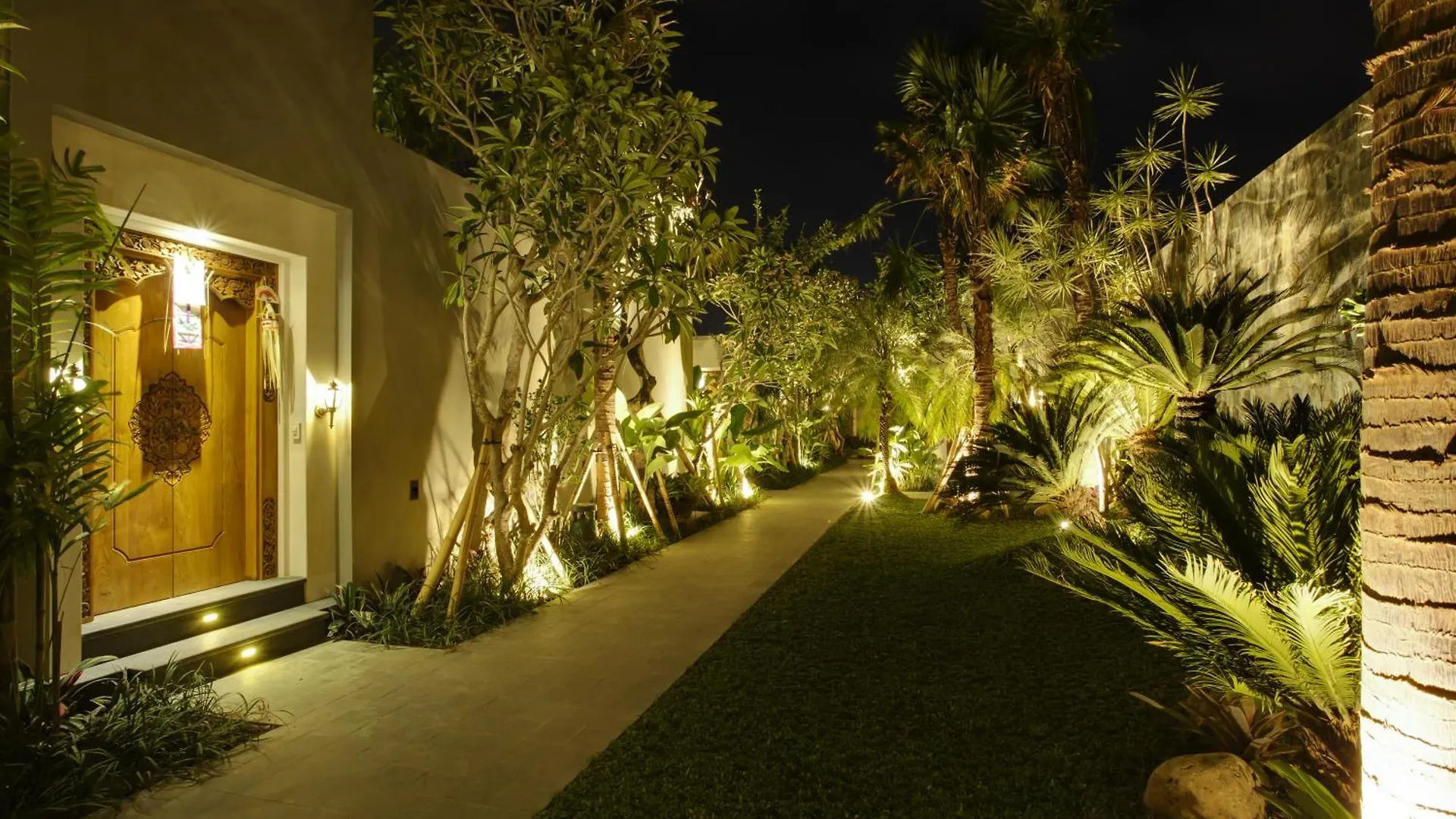 Koenokoeni Villa Seminyak