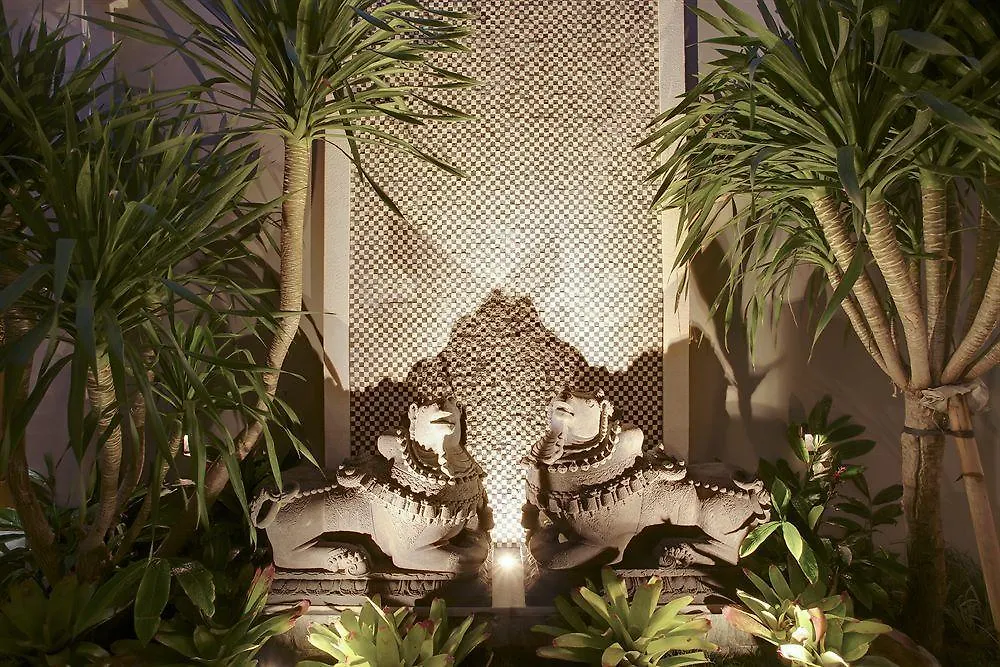 Koenokoeni Villa Seminyak  Seminyak (Bali)