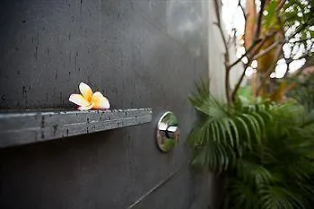 Koenokoeni Villa Seminyak  Seminyak (Bali)