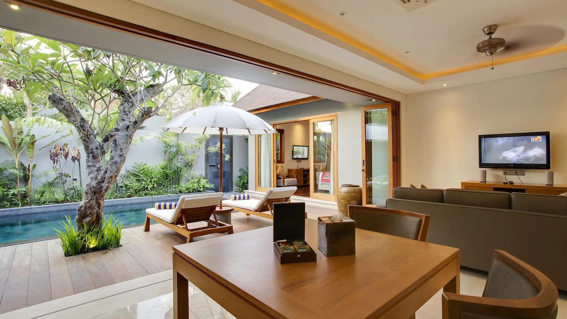 Koenokoeni Villa Seminyak  Indonesia